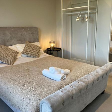 Stylish 1 Bed Flat With Private Terrace In Wimbledon - 3 The Queens London Exterior foto
